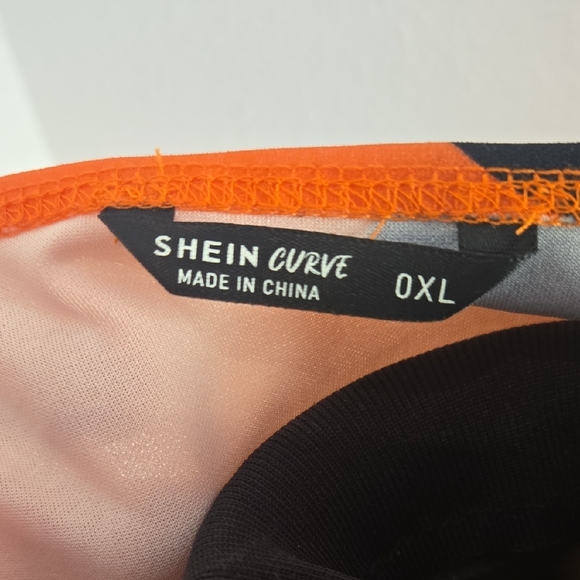 🩷SHEIN Orange Bat Print Halloween Dress - Picture 4 of 4